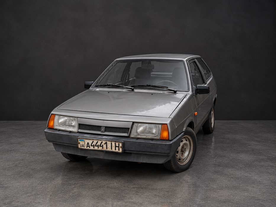 Автомобіль ВАЗ 2108