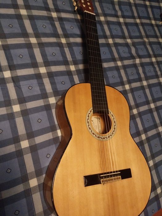 Viola classica century impecavel