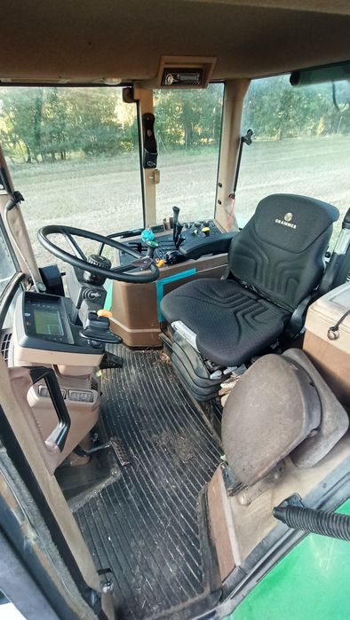 John Deere 7810 7710 case new holland steyr fendt