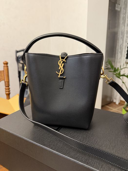 Сумка Yves Saint Laurent