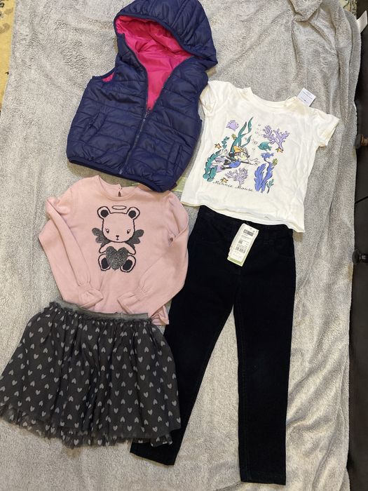 Пакет Новый детских вещей benetton свитер,джинсы, жилетка 3-4-5 лет