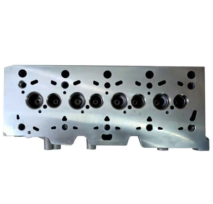 Головка блока Renault Nissan Dacia Suzuki 1.5 DCI 770147318  908521