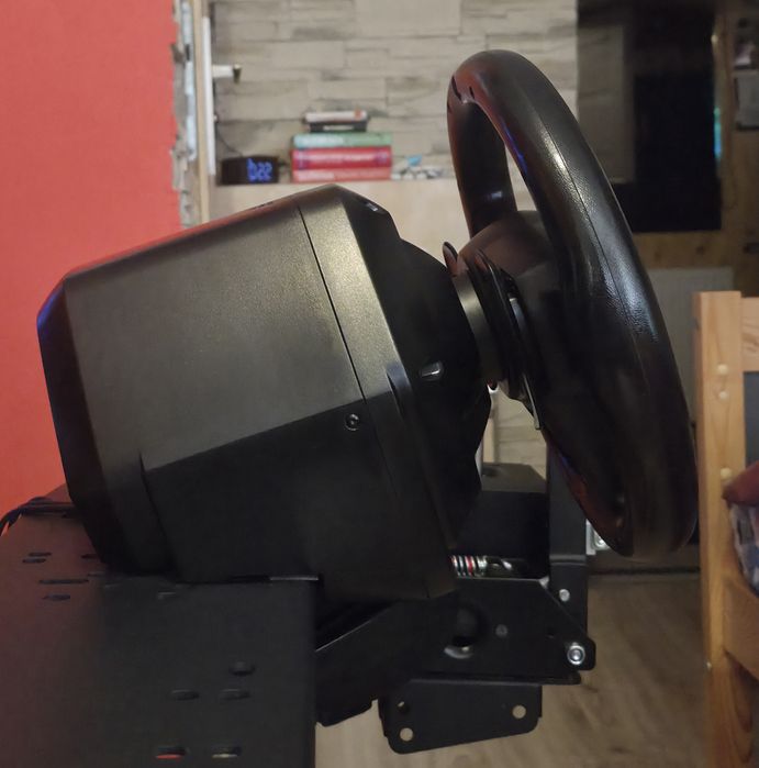 Kierownica Thrustmaster T128 z oryginalnymi pedałami + gratis