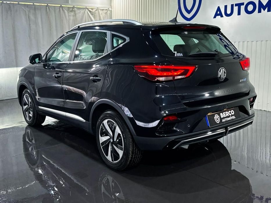 MG ZS EV 72.6 kWh Luxury