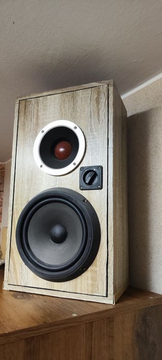 Kolumny Unitra Tonsil