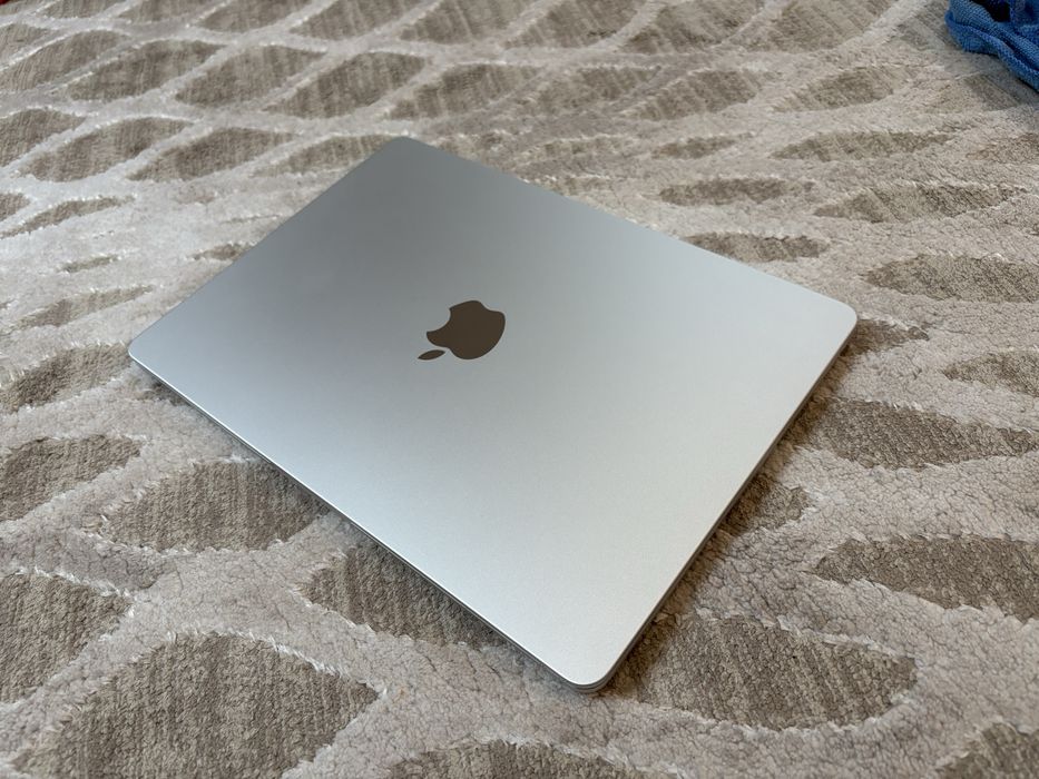 Macbook Air M2 8/256