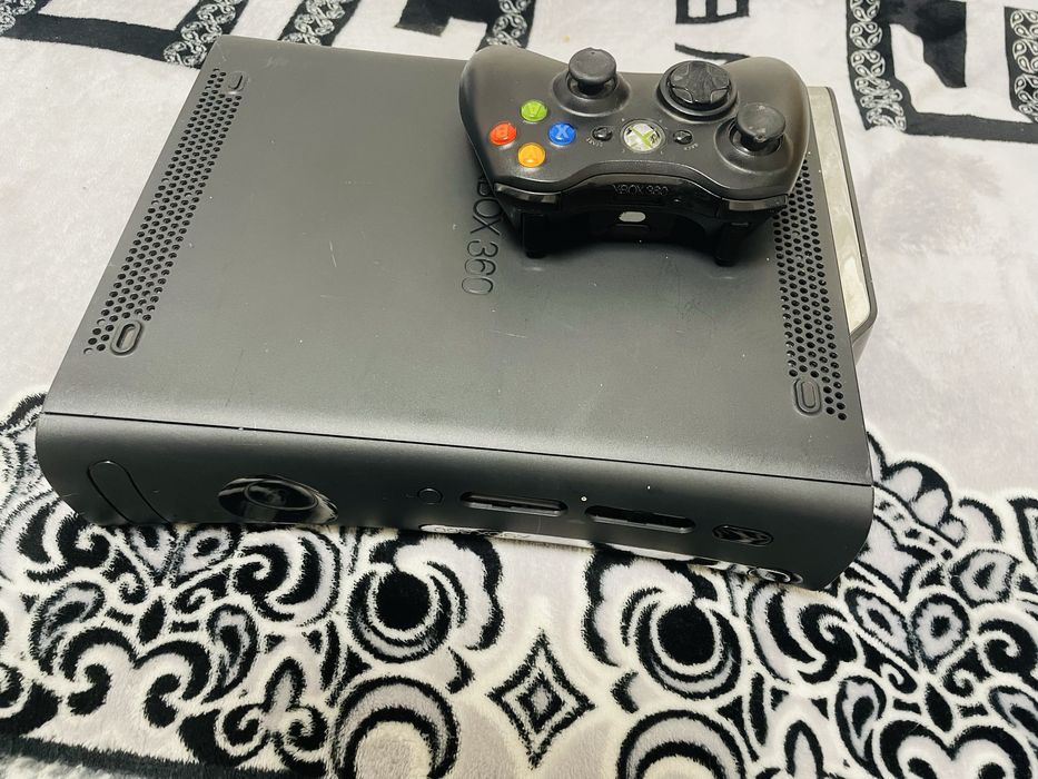 Xbox 360  консуль