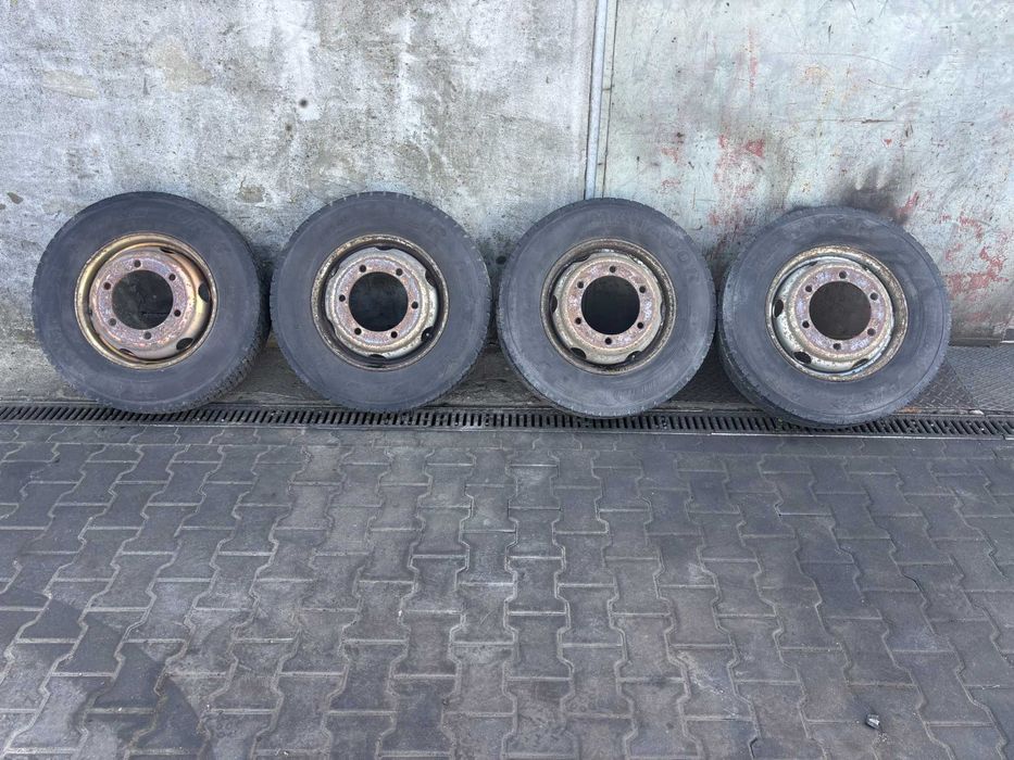 Koła ciężarowe Opony felga felgi Mercedes Atego 4szt 215 75 r17,5