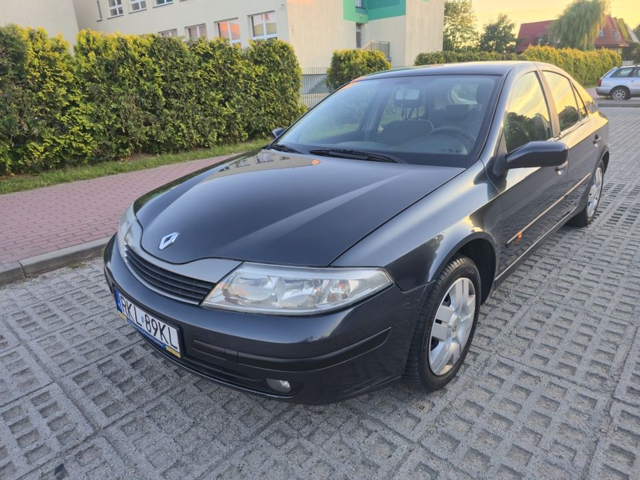 Zadbana  i komfortowa Laguna 1.9 d z hakiem