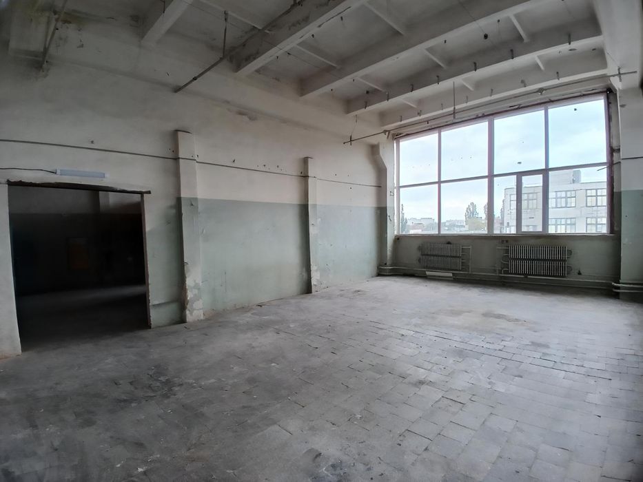 Производство 105м2, отпаливается