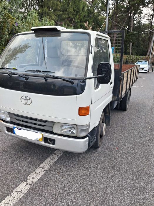 Toyota Dyna 150 2000