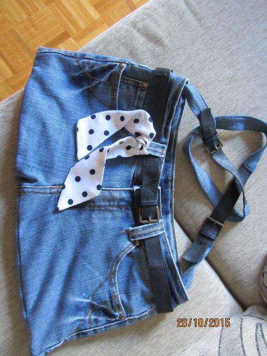 Bolsa em ganga feita à mão