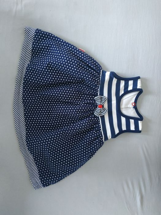 Piękna sukieneczka w marynarskim stylu, rozmiar 74