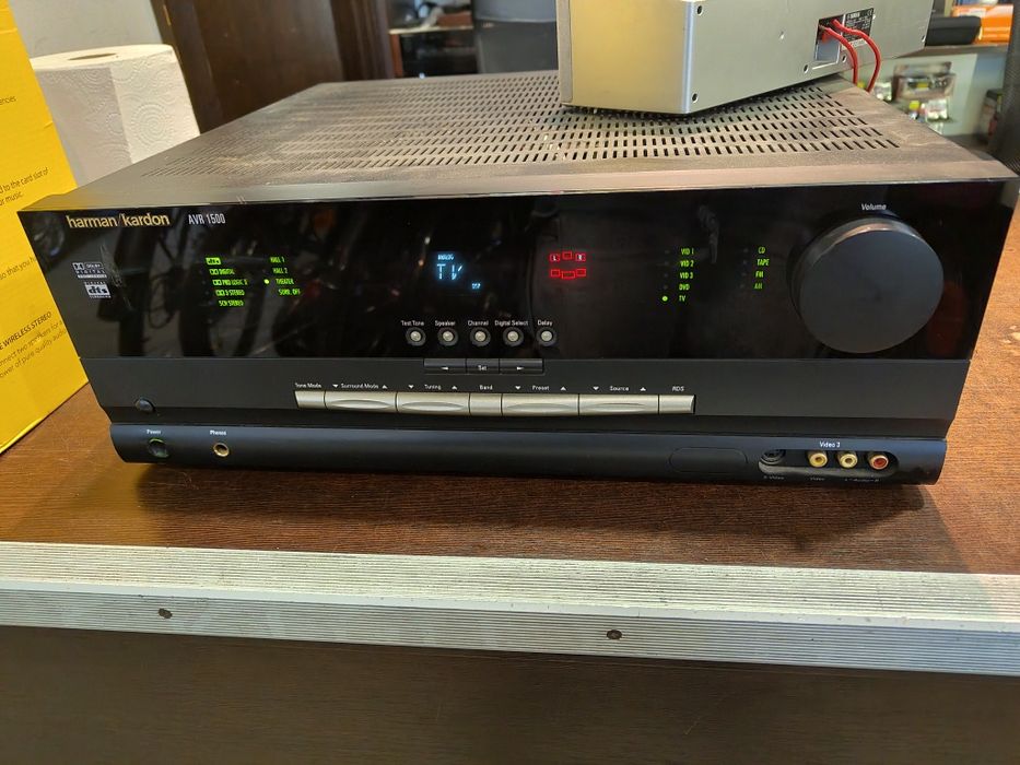 Amplituner HARMAN KARDON AVR-1500