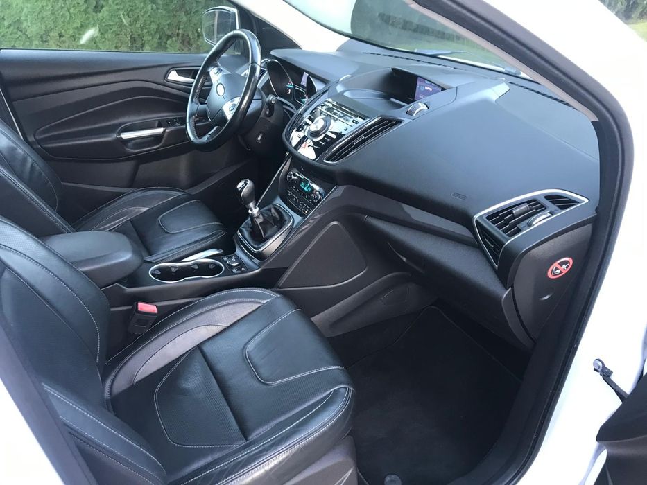Ford Kuga 4x4 ST-line