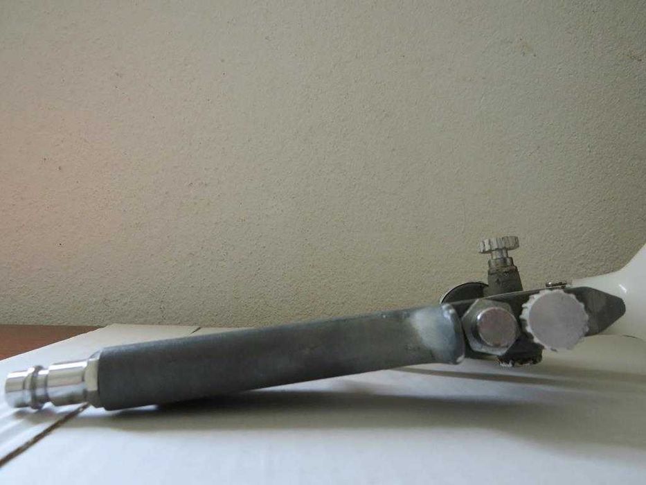 Pistola pintura ar comprimido, nunca utilizada. Com copo FRATURADO!