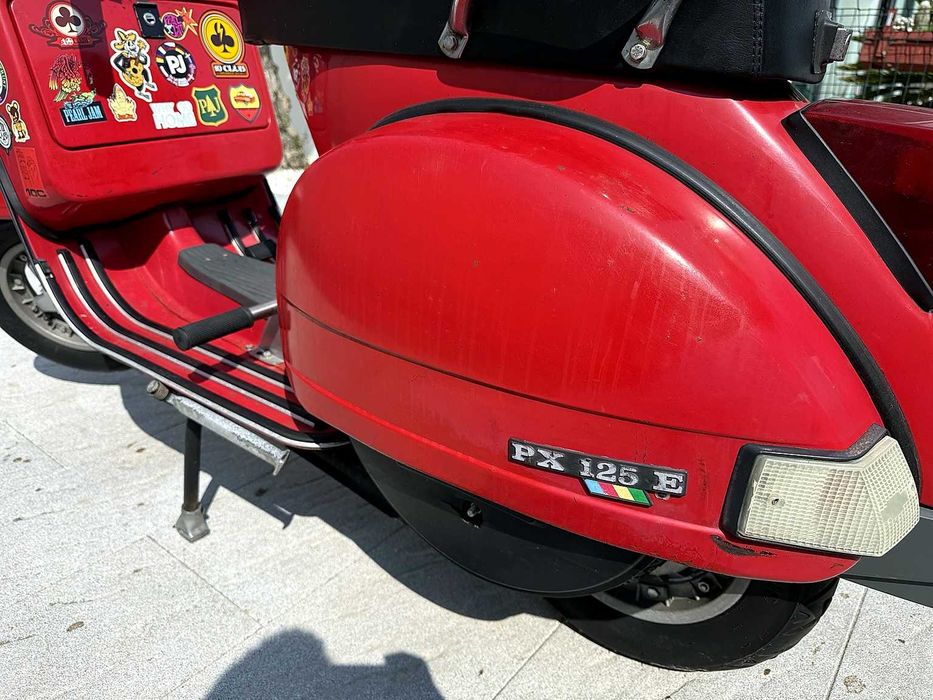 Vespa PX 125 E — Kit 177 — Muito bom estado