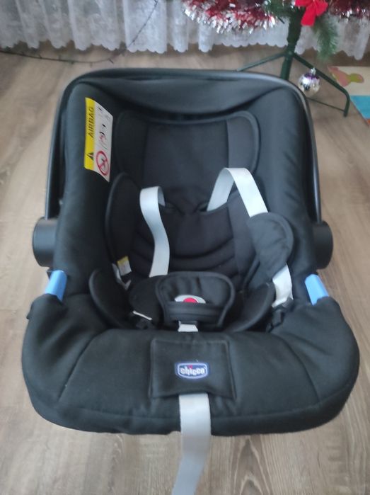 Дитяче автокрісло Chicco