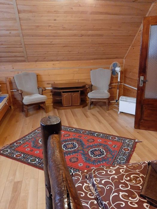 Еко-садиба  "У Дани" біля термальних басейнів