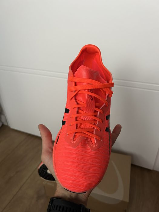 Asics Tokyo buty lekkoatektyczne