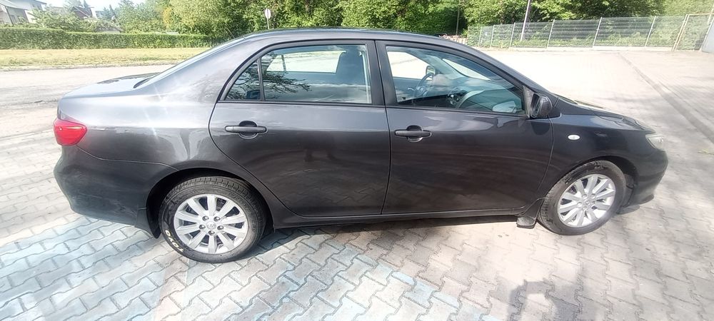 Toyota Corolla 1600 benzyna lub zamiana
