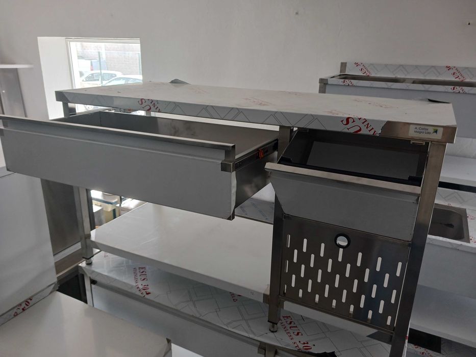 ACM1707 - Bancada Apoio Inox com Tulha para Café de 1.5M - NOVO
