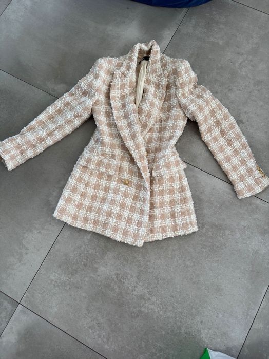 Różowa Marynarka Zara