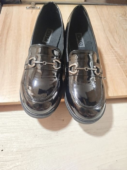 Лофери лаковані MISO 41р, туфлі,25,5 см