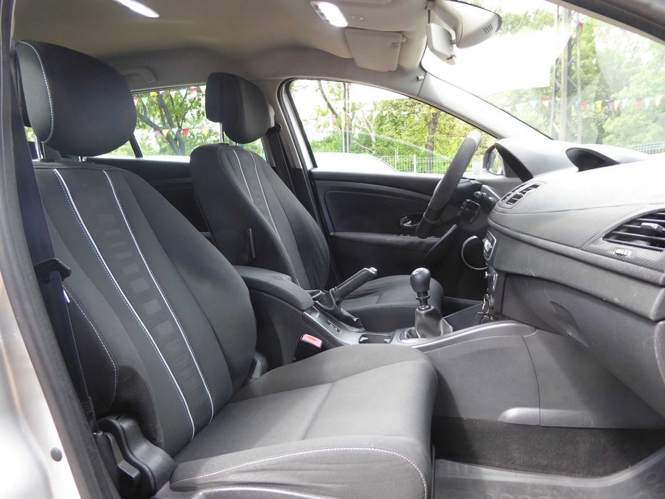 Renault Megane 1.6 Diesel, Krajowy, Nowe Opony, Bogate Wyposażenie
