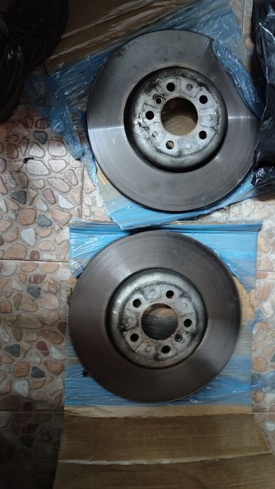 Discos e pastilhas originais frontais para BMW M550d