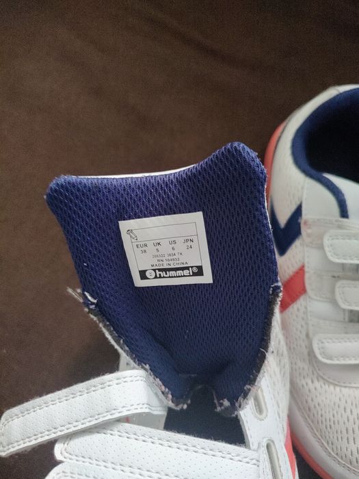 Продам дитячі кросівки фірми Hummel 38 р.