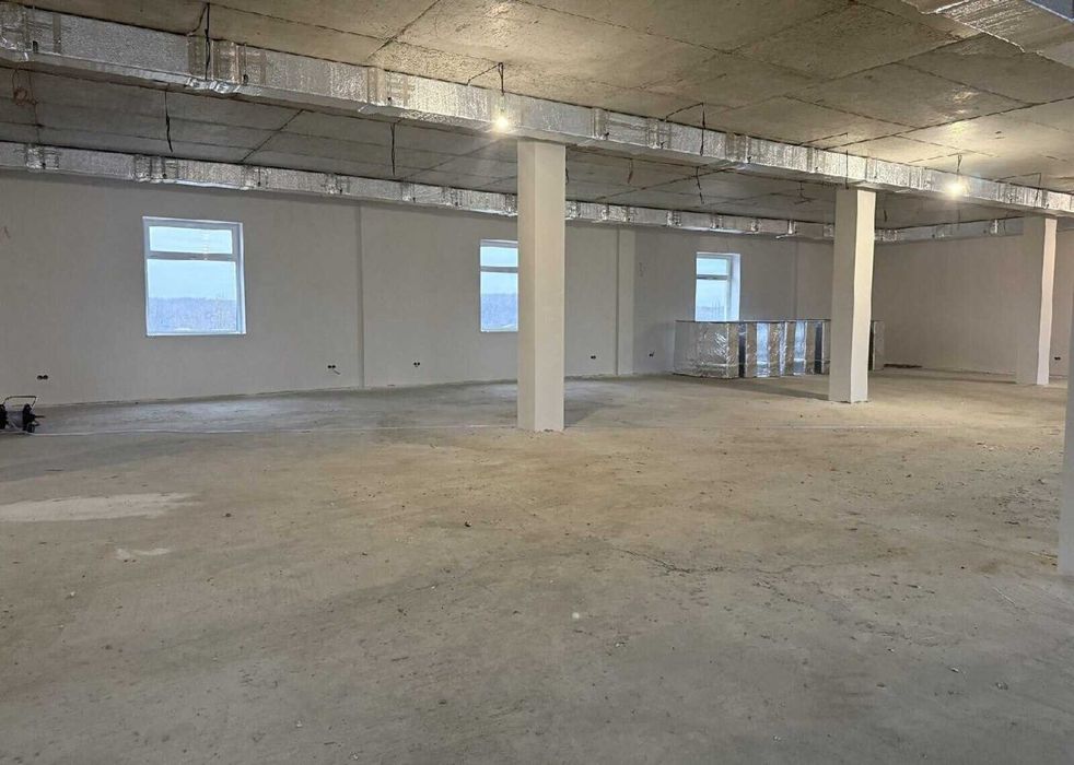 Здається комерційне приміщення на вул. Тиврівське шосе