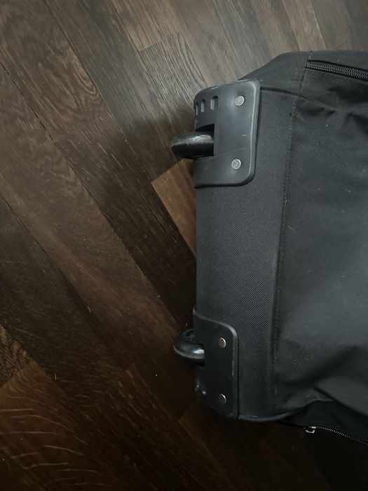 Torba Slazenger na kolkach na ramie do reki, jak nowa