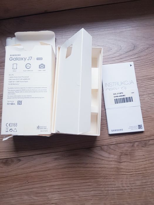 Orginale pudełko do telefonu Samsung Galaxy J7  SM- J710FN.