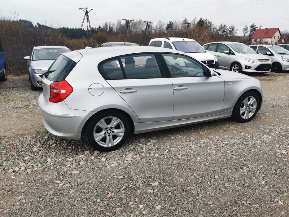 Bmw1.  2.0 benzyna