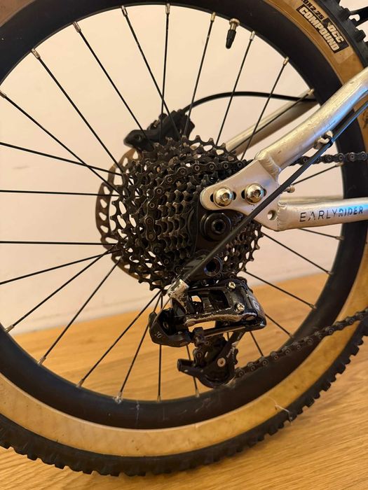 Sprzedam rower Early Rider Helion 20”