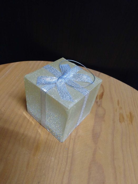 Caixa presente com luz