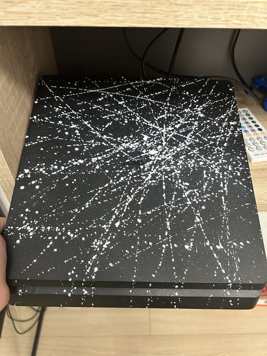 пс 4 консоль вживана