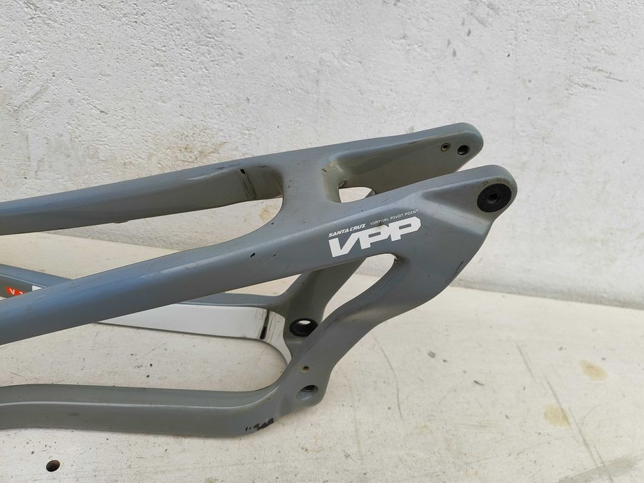 wahacz do ramy SANTA CRUZ V10 CC carbon 29er rocznik 2019