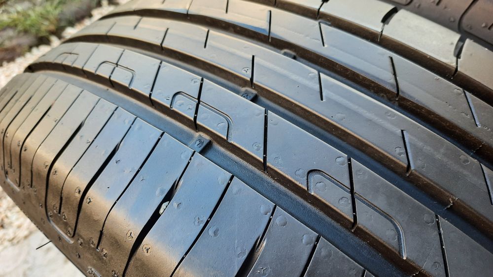 Goodyear 215/60 R17 EfficientGrip NOWE Duster CH-R Arkana Kadjar