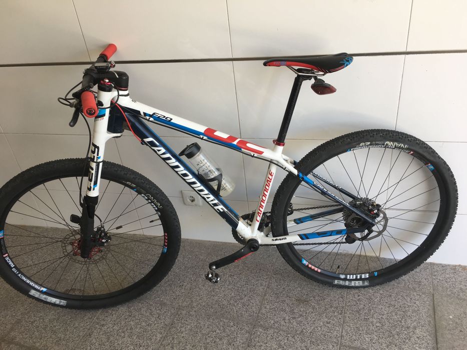 Cannondale carbono btt carbono