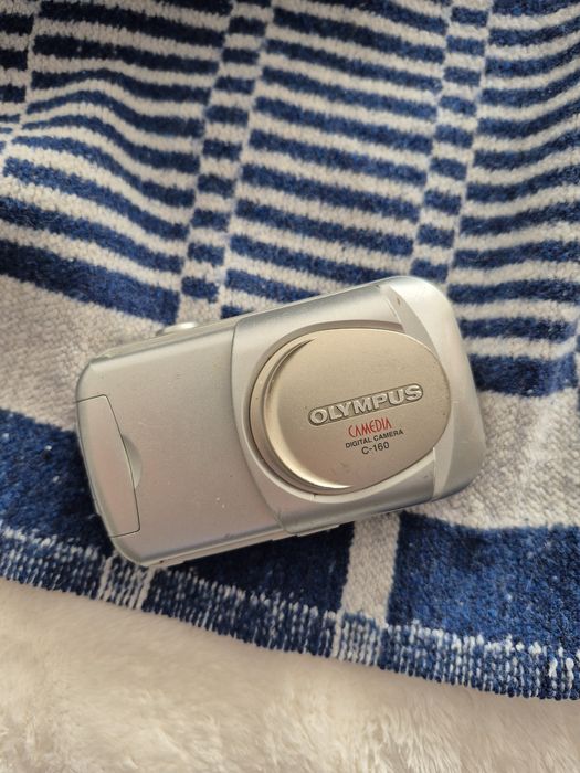 OLYMPUS Camedia C-160