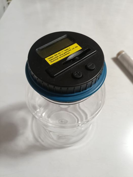 Mealheiro com contador elétrico