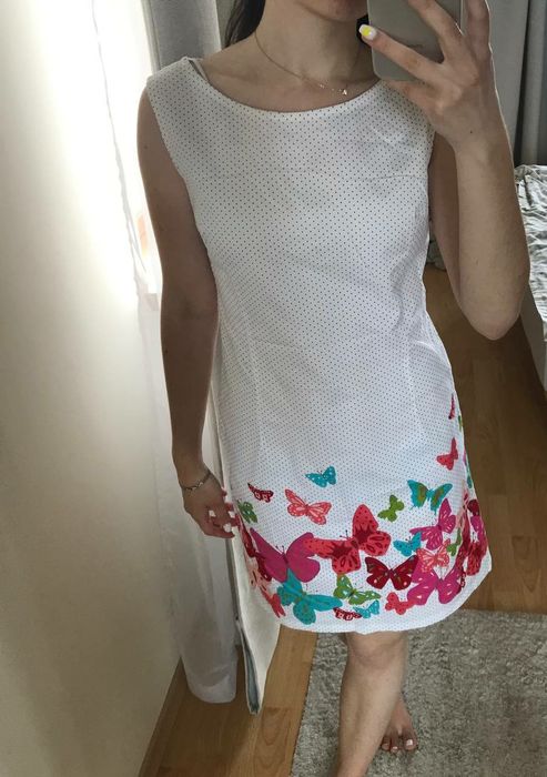 Сукня продам біла