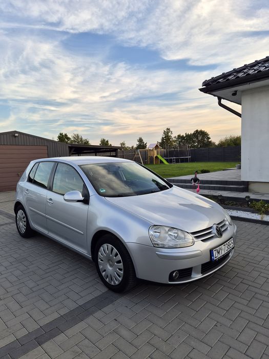 Volkswagen Golf Hatchback 1.4 MPi 80km 5-Drzwi Wersja TOUR 2006r Zarej w PL