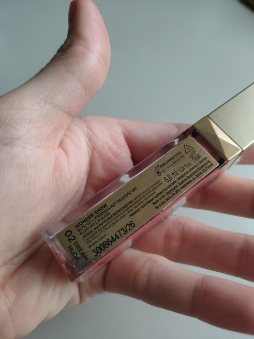 Błyszczyk powiększający usta Eveline