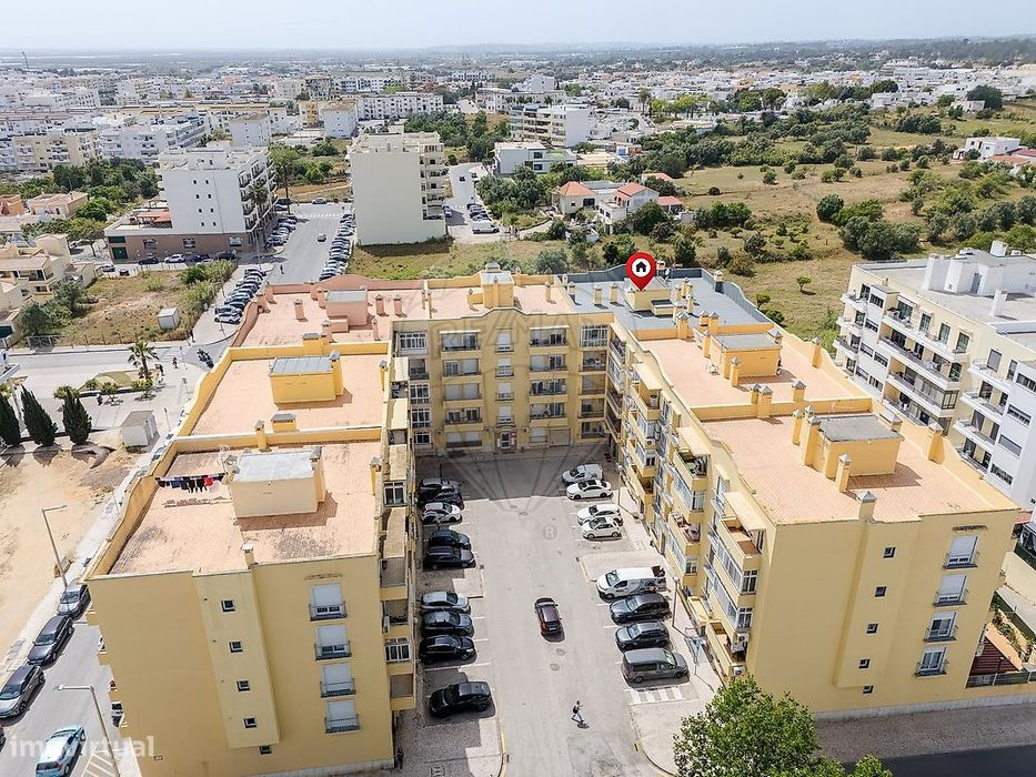 Apartamento T2 para venda — Quelfes, Faro