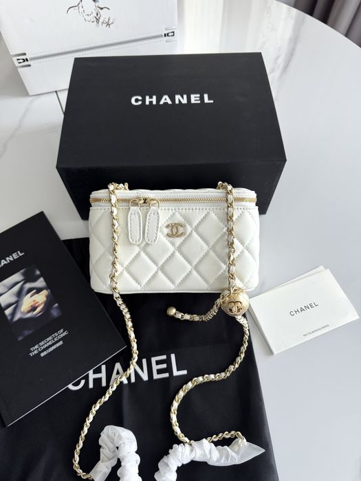 Сумка Chanel Vanity Milk