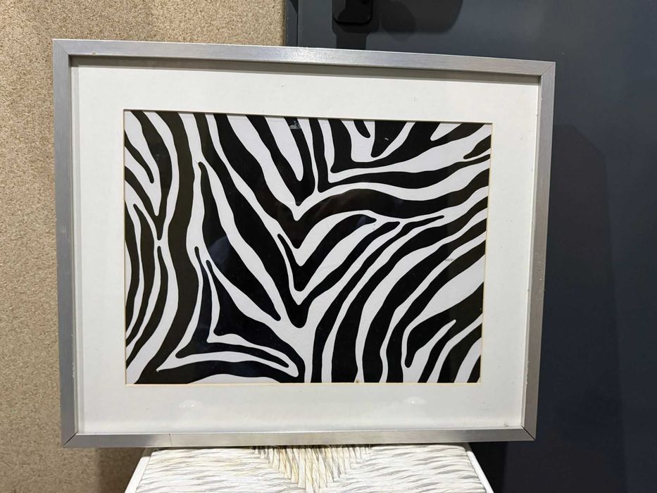 2 quadros disponíveis para levantar em Parque das Nações