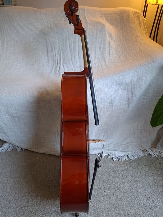 Violoncelo 1/2  ótimo para iniciação